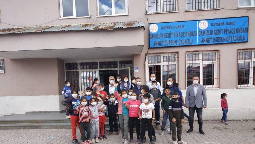 Damızlık Şehit Piyade Onbaşı Ahmet Dursun İlk-Ortaokulu Ziyaret Edildi.